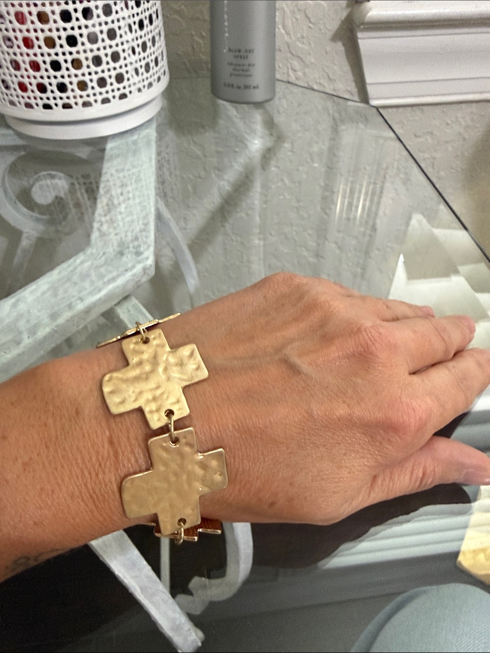 Gold Hammered Cross-Link Bracelet - Women Jewelry